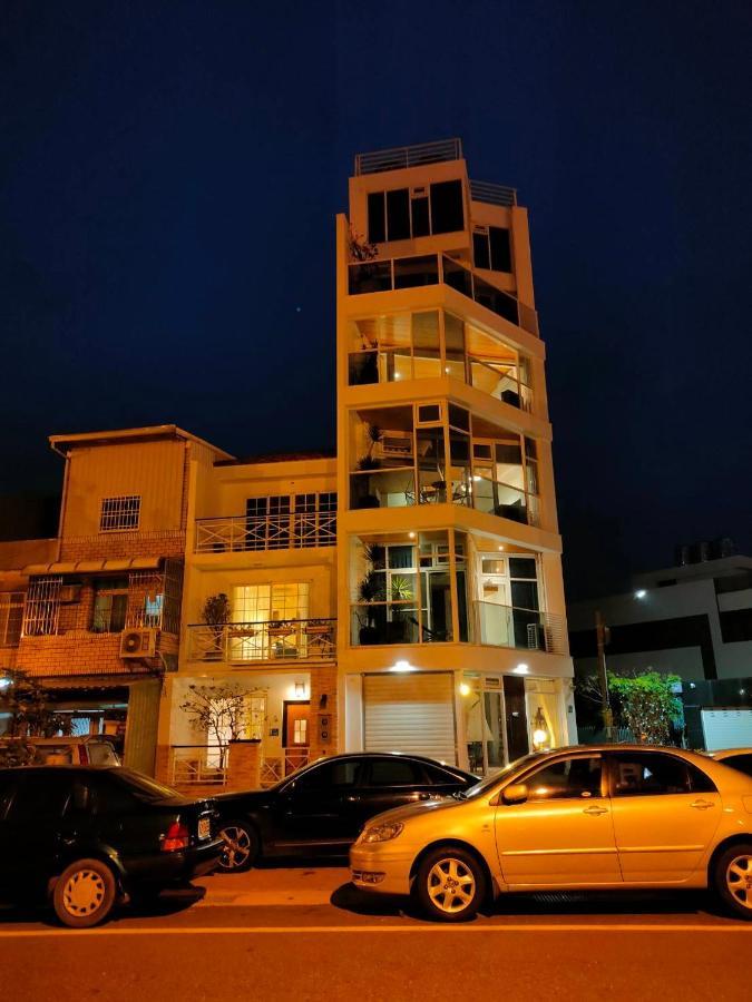Admiring Island Apartment Tainan Bagian luar foto