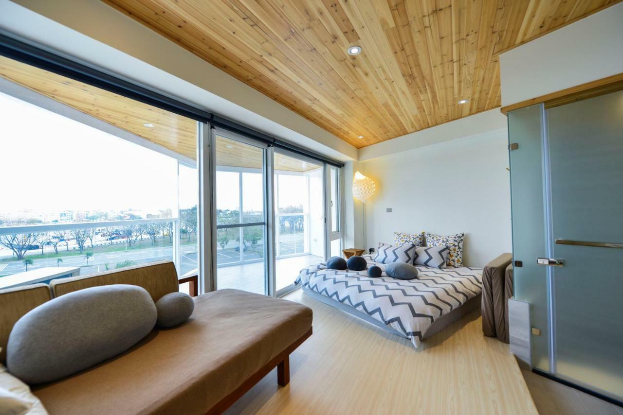 Admiring Island Apartment Tainan Bagian luar foto