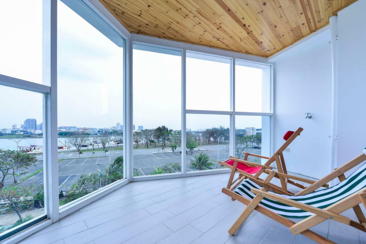 Admiring Island Apartment Tainan Bagian luar foto