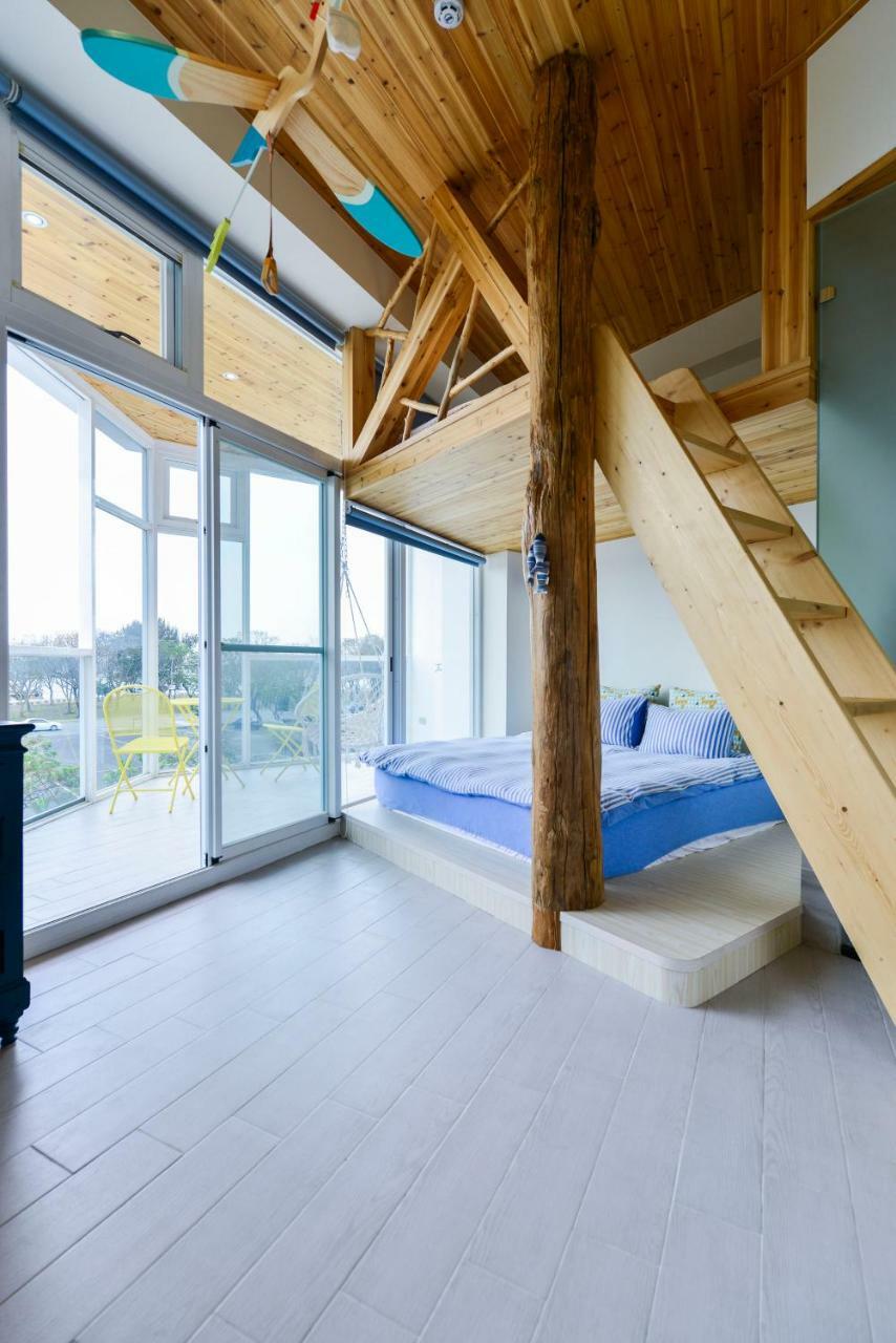 Admiring Island Apartment Tainan Bagian luar foto