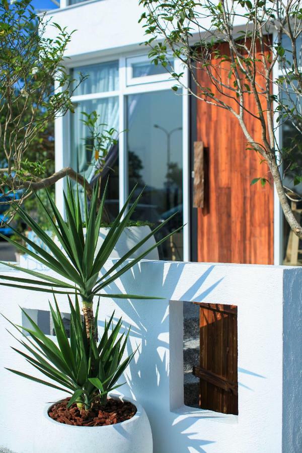 Admiring Island Apartment Tainan Bagian luar foto