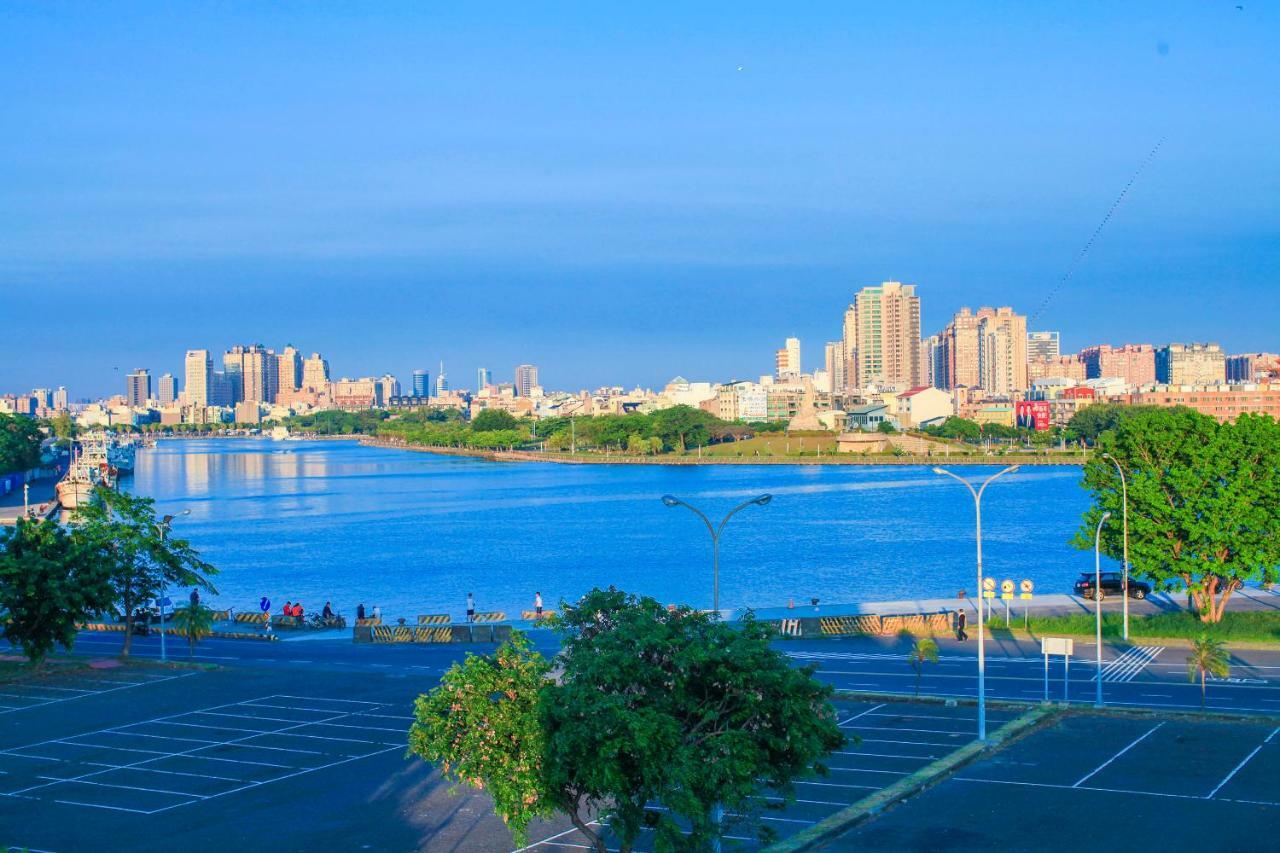 Admiring Island Apartment Tainan Bagian luar foto