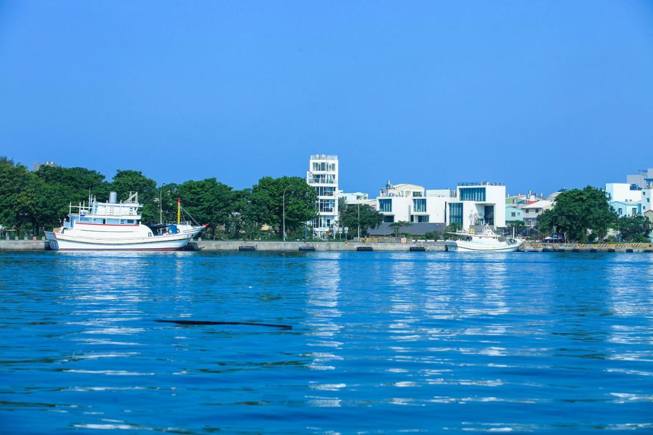 Admiring Island Apartment Tainan Bagian luar foto