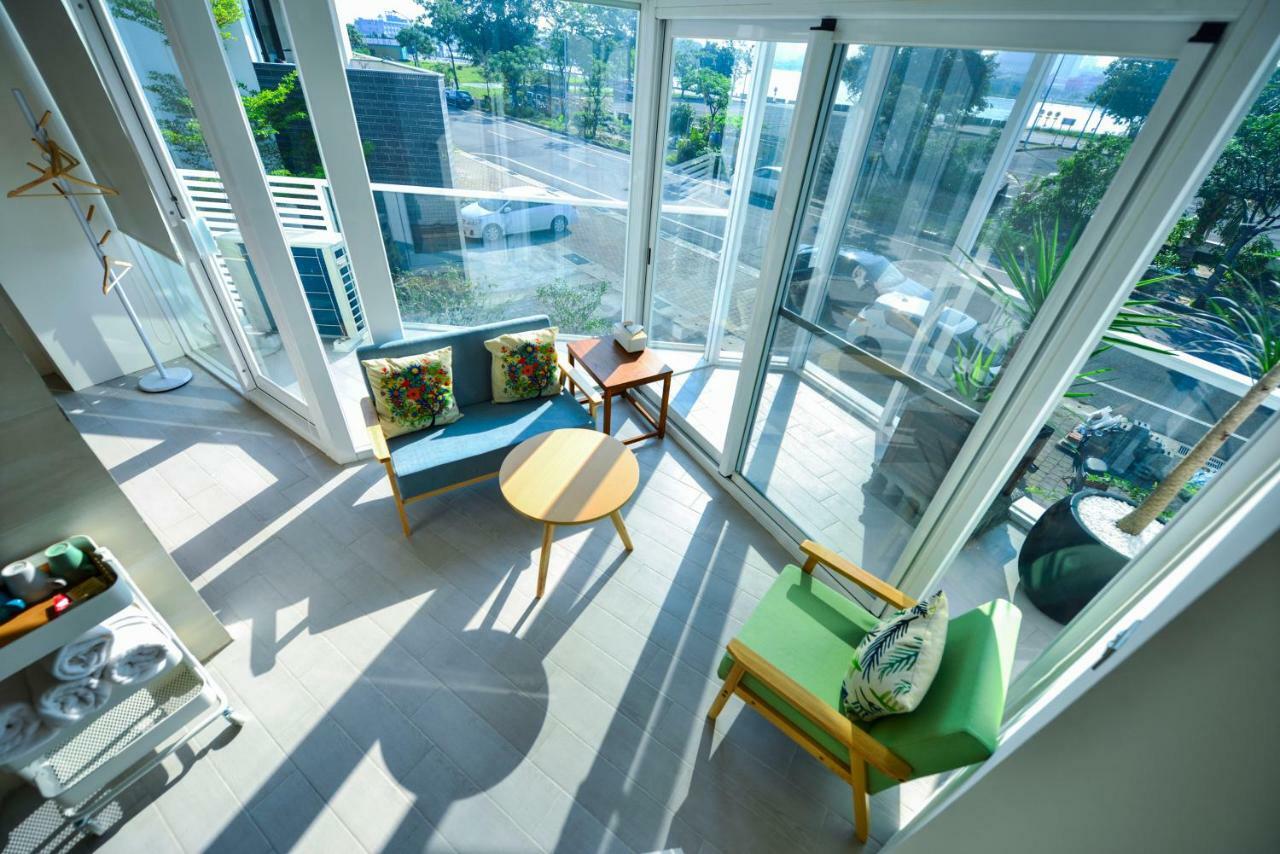 Admiring Island Apartment Tainan Bagian luar foto
