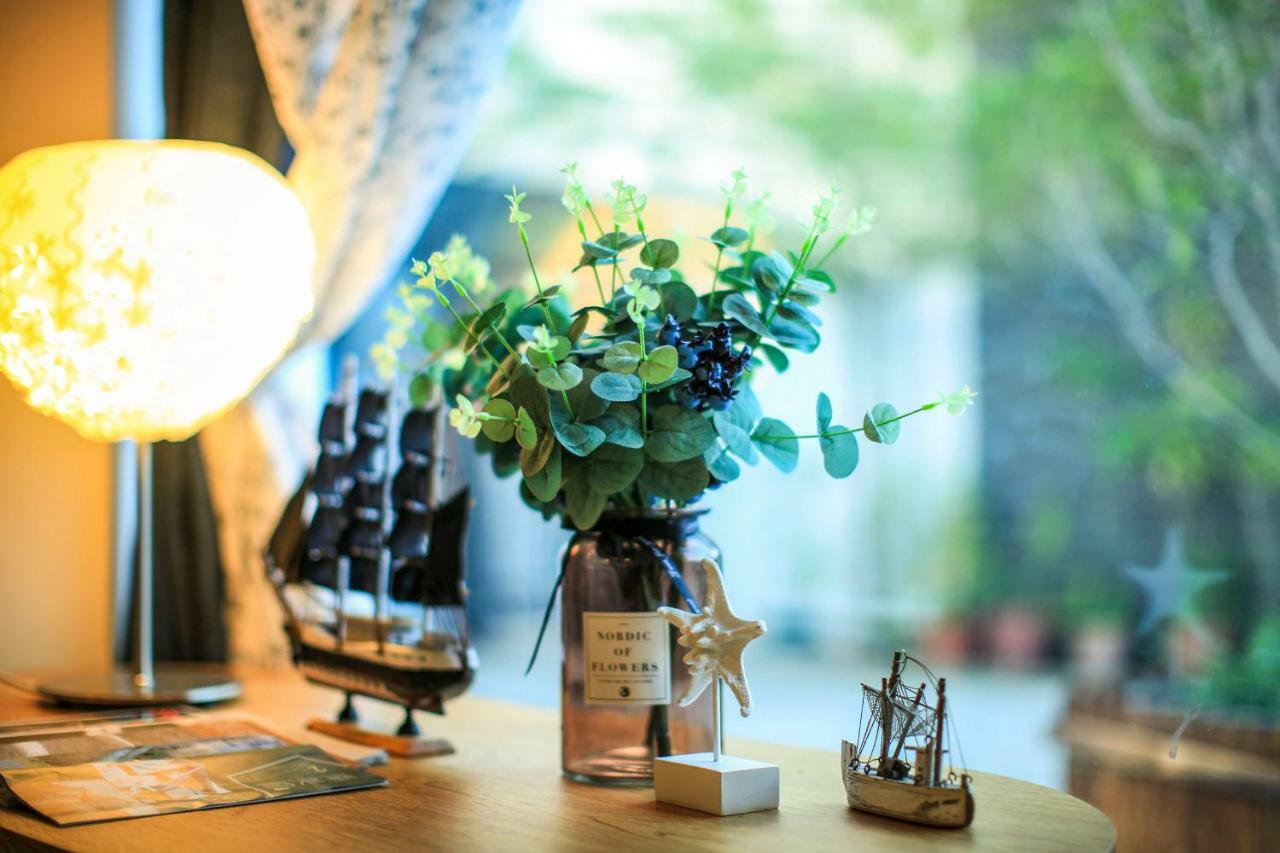 Admiring Island Apartment Tainan Bagian luar foto