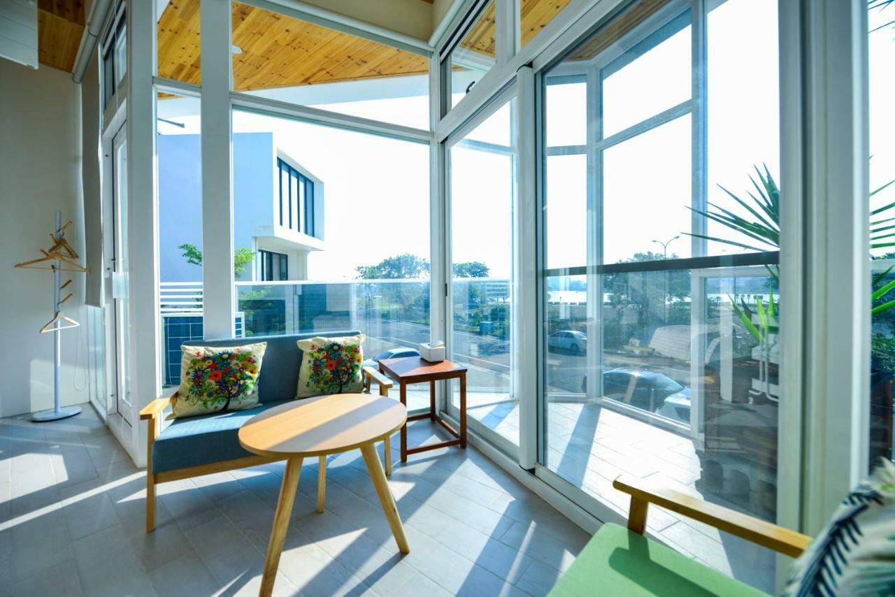 Admiring Island Apartment Tainan Bagian luar foto