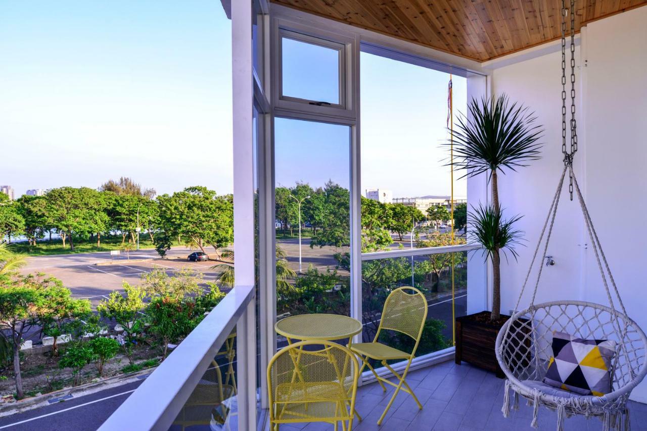 Admiring Island Apartment Tainan Bagian luar foto